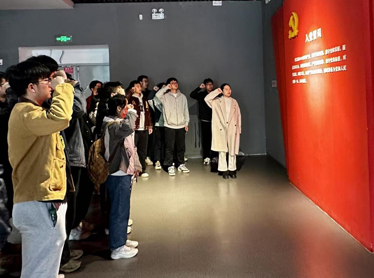 1744164271332049.png 图片4.png